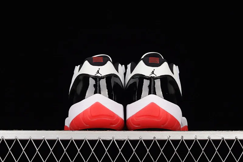 All categories Air Jordan Jordan series basketball shoes Air Jordan 11 F version Air Jordan 11 Retro Low AJ11 Joe 11 low-top patent leather black and red top layer genuine carbon AV2187-160